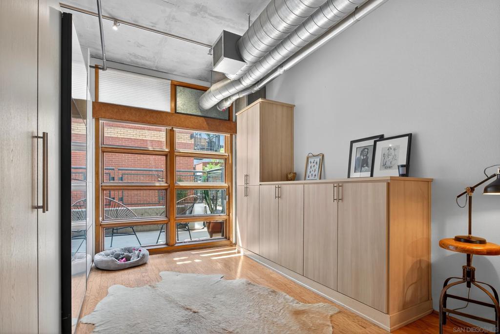 877 Island Ave 218
