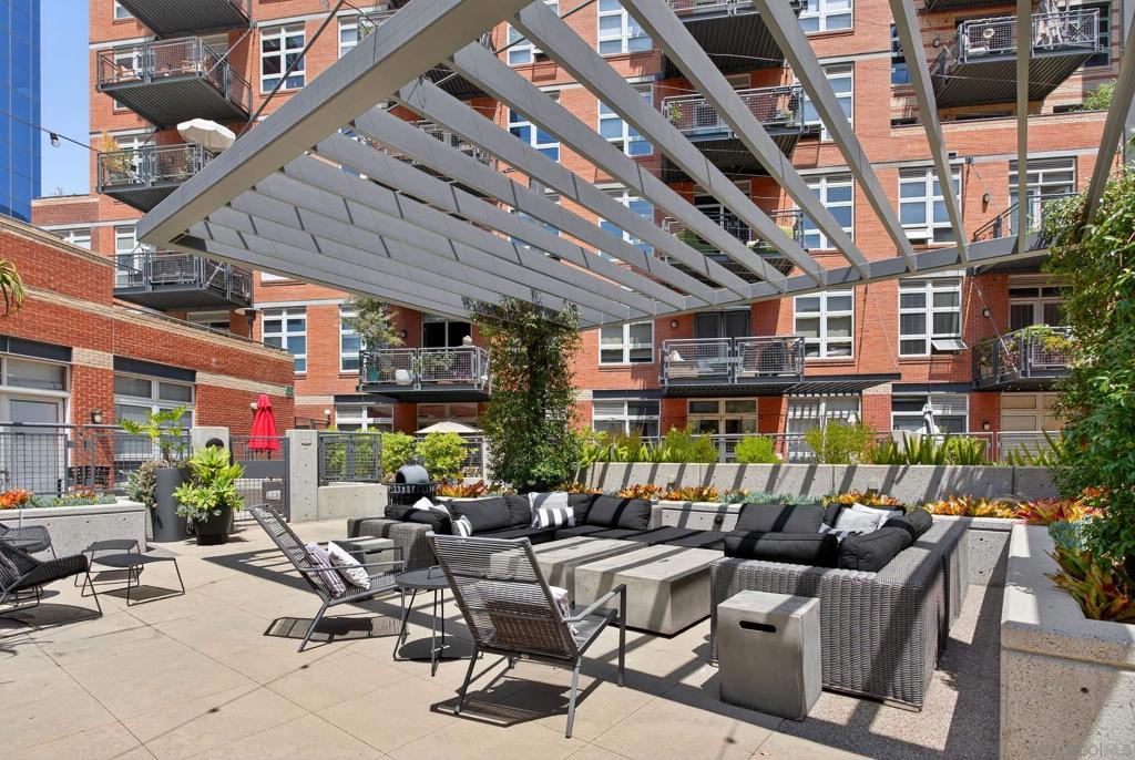 877 Island Ave 218