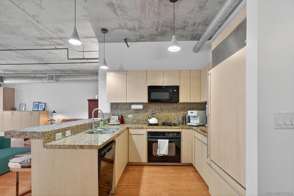 877 Island Ave 218