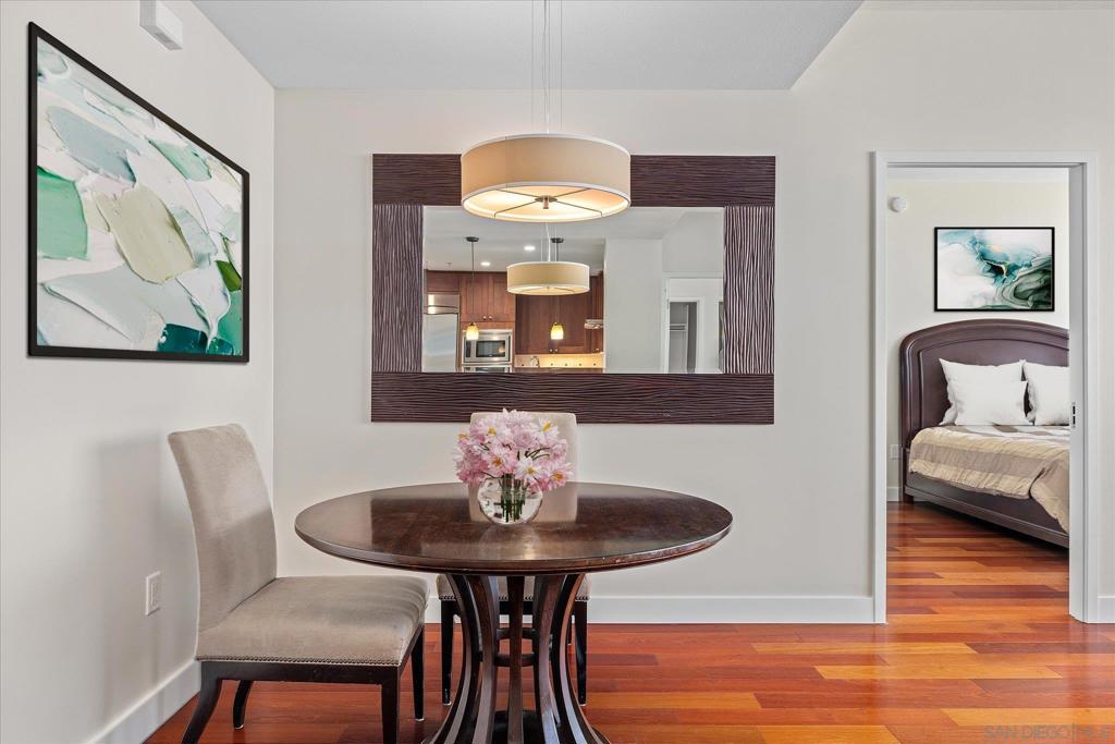 700 W E St 2505