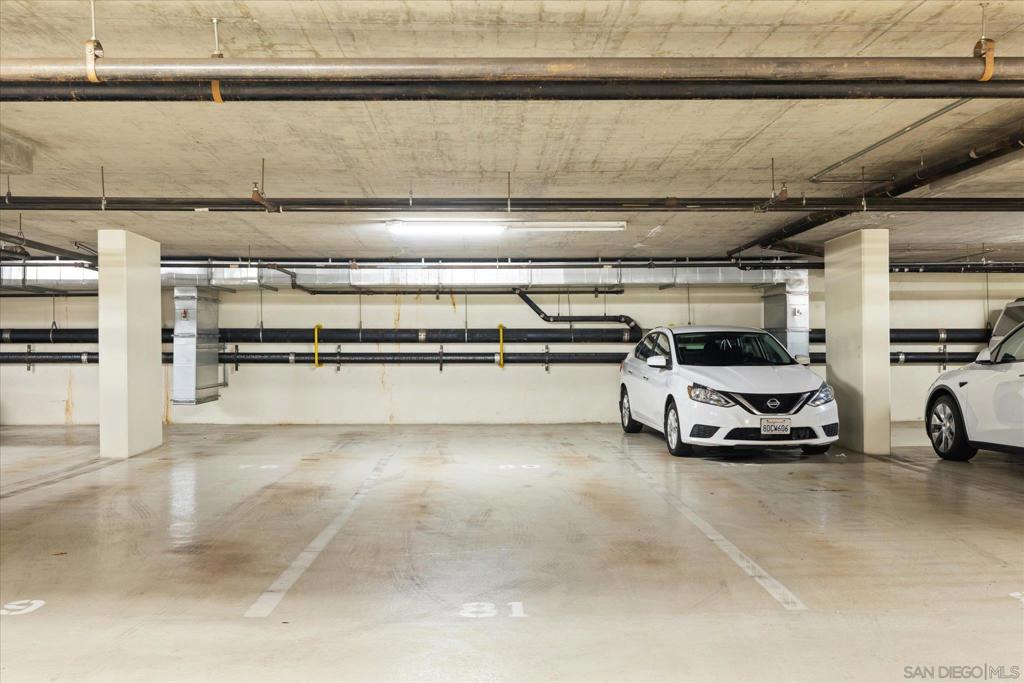 700 W Harbor 1204