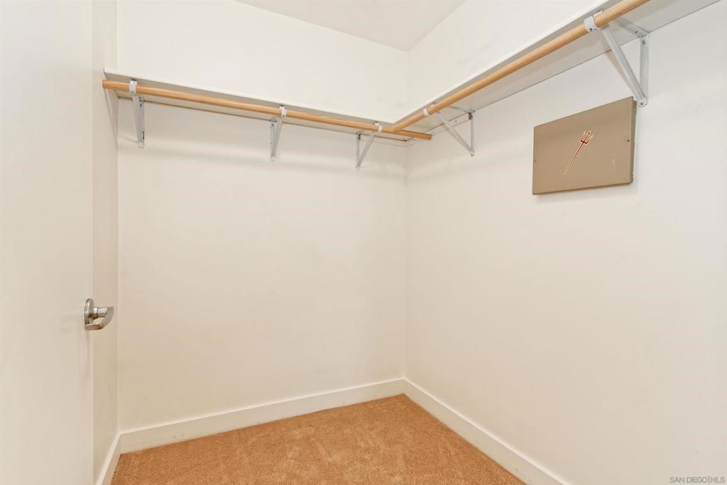 801 Ash St 204