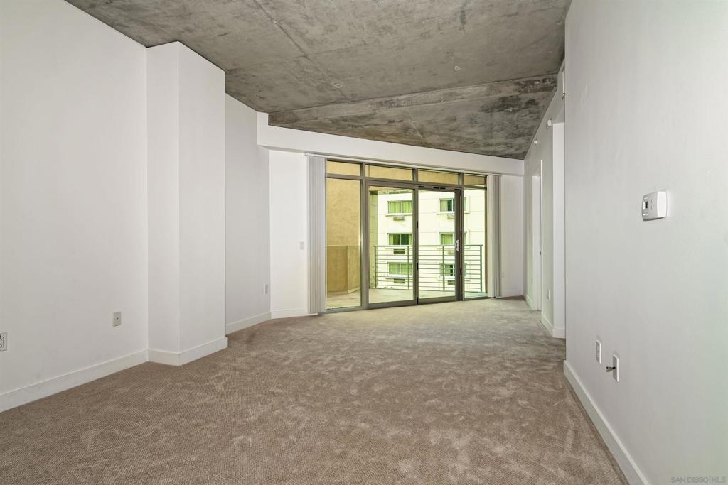 801 Ash St 204
