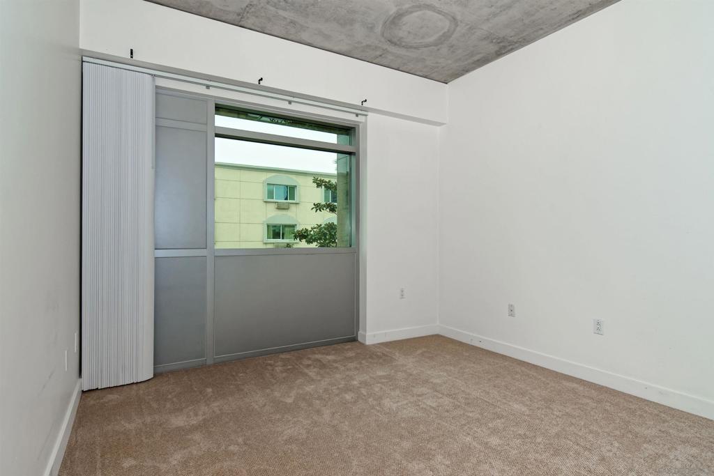 801 Ash St 204