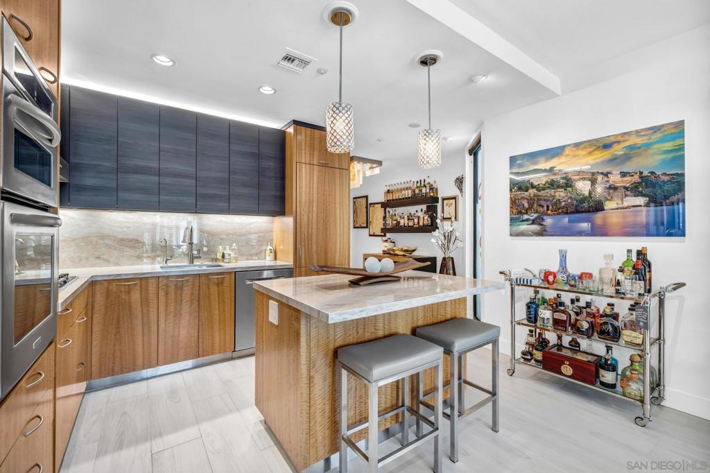 500 W Harbor Drive 1314