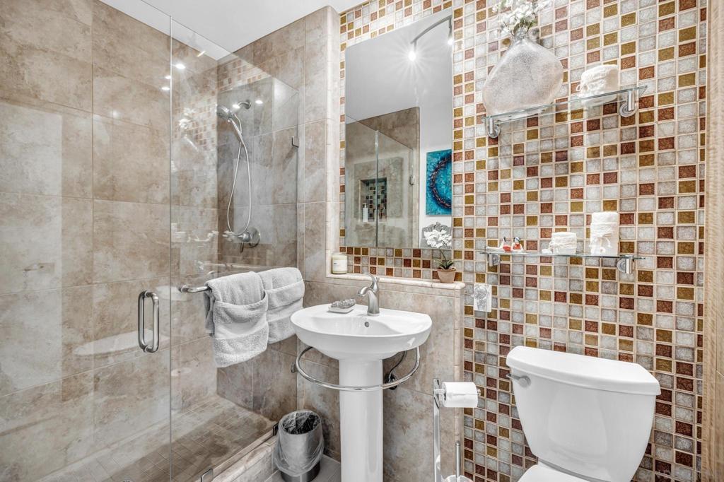 500 W Harbor Drive 1314