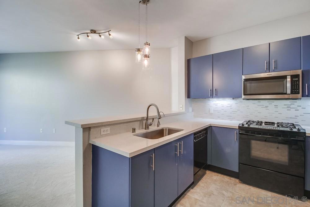 1400 Boradway 1201