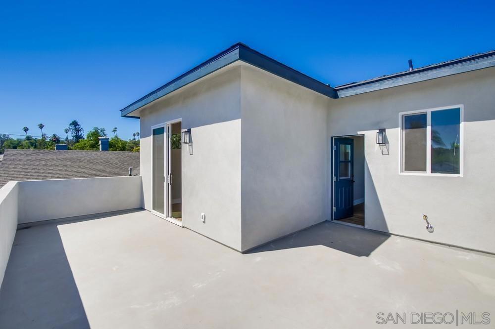 752 W 9th Avenue