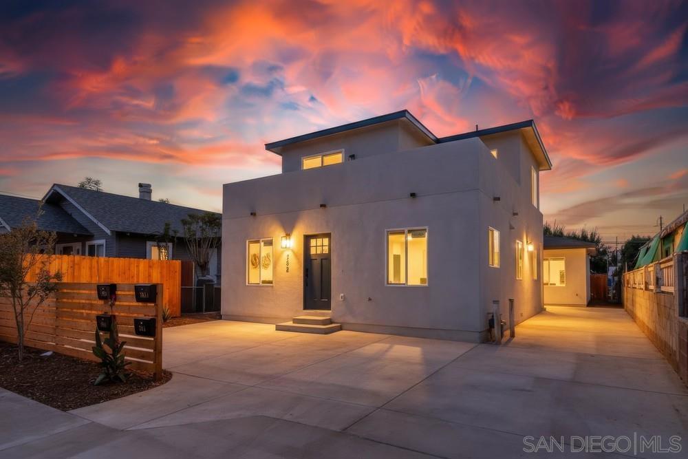 752 W 9th Avenue