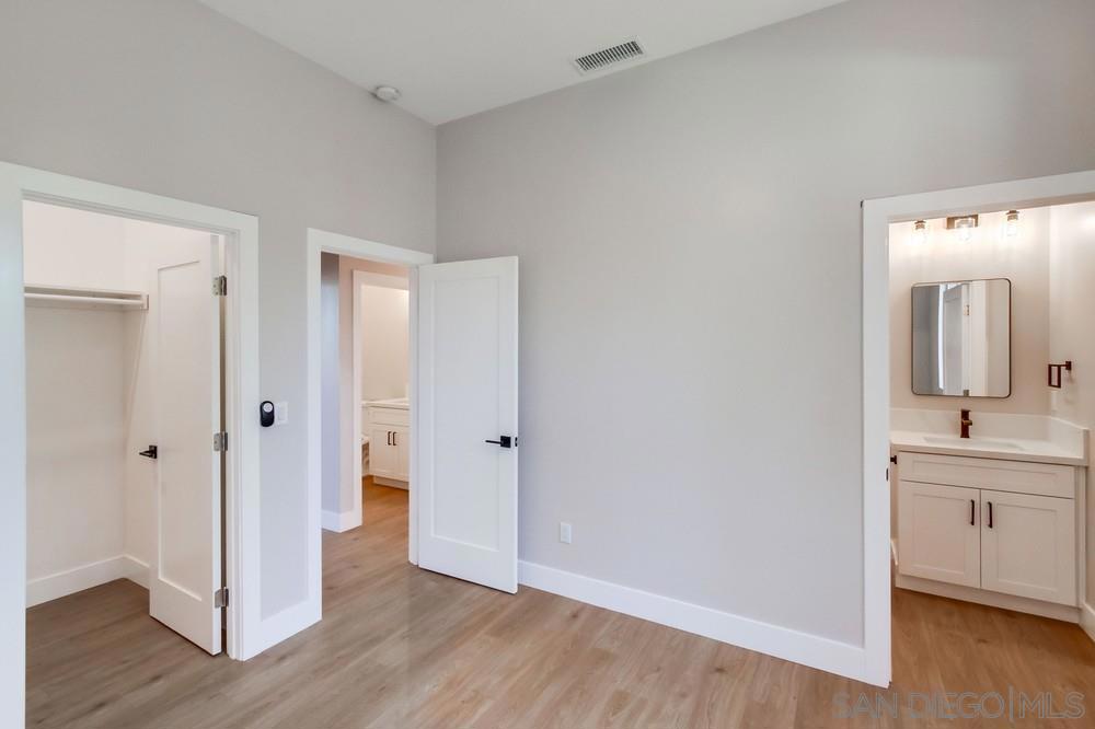 752 W 9th Avenue