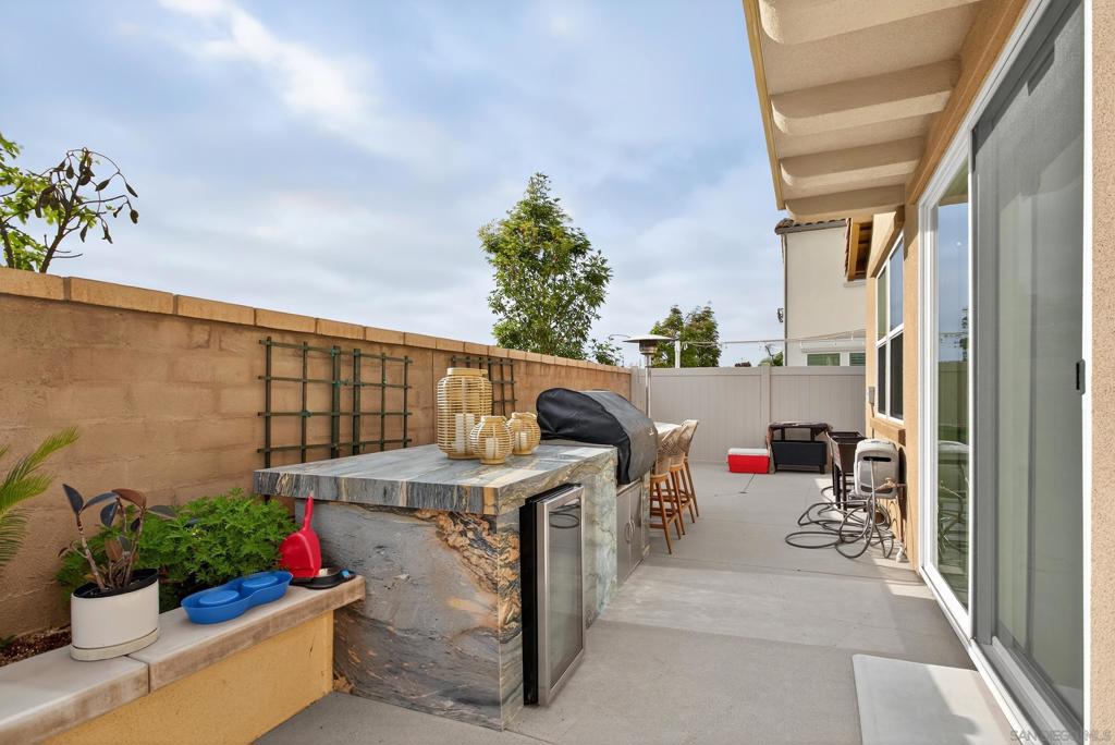 1733 Artemisia Ct