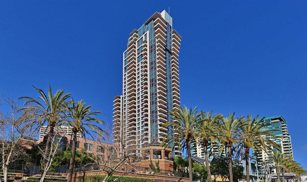 550 Front St 302