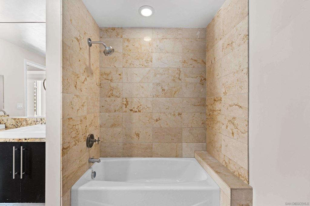 1262 Kettner Blvd 903