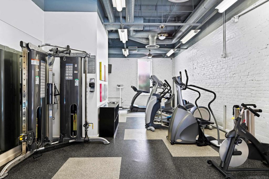 1431 Pacific Highway 519