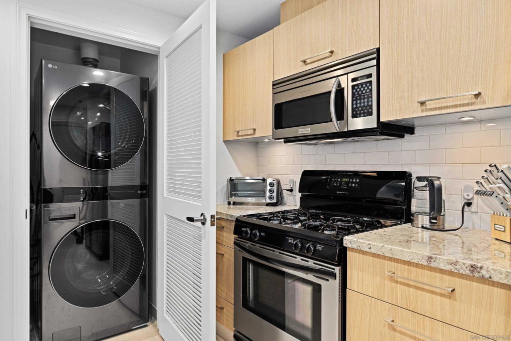 1431 Pacific Highway 519