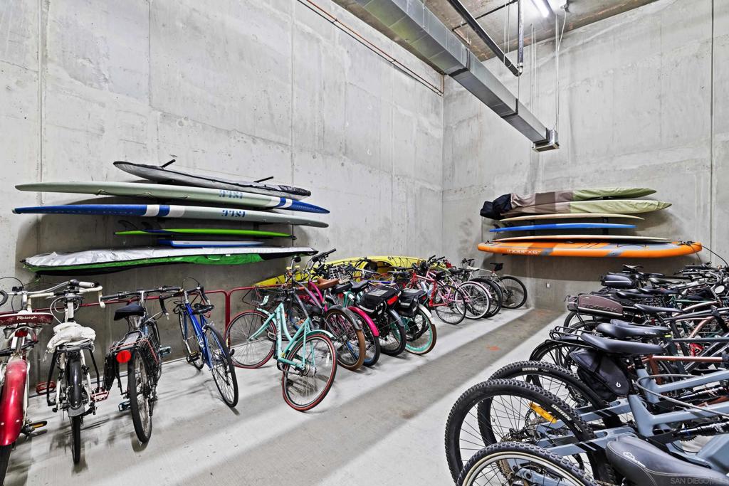 1431 Pacific Highway 519