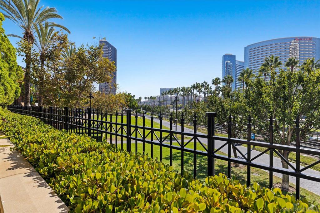 500 W Harbor Drive 136