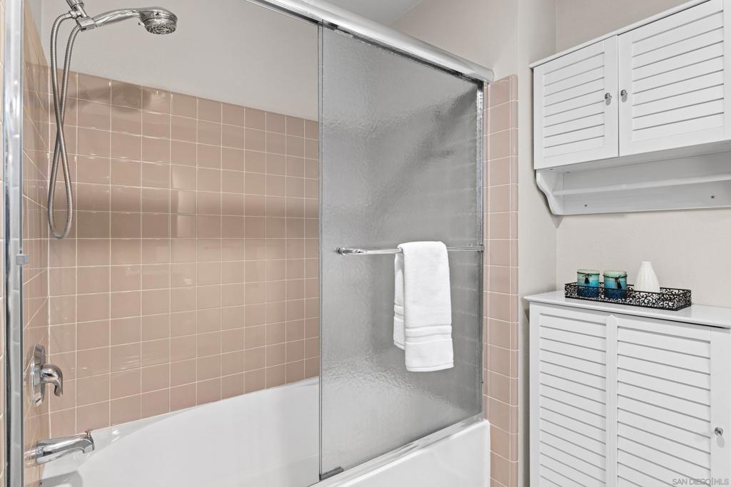 445 Island Avenue 404