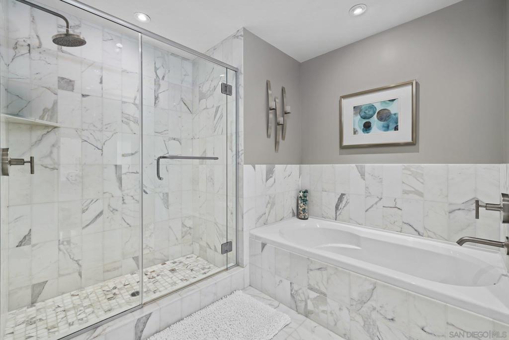 1325 Pacific Hwy 3301