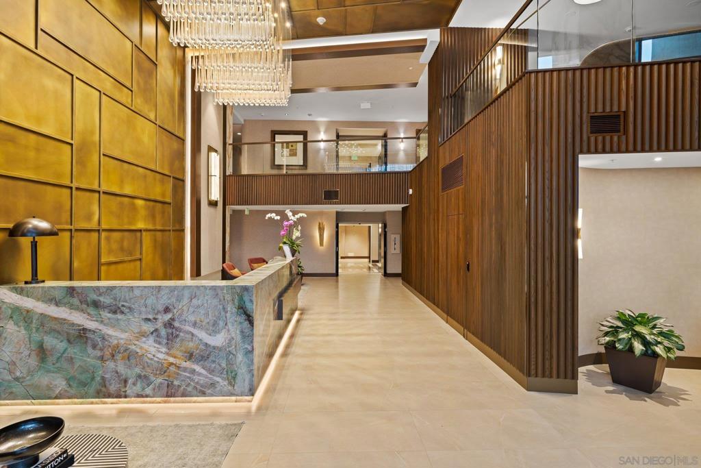 1325 Pacific Hwy 3301