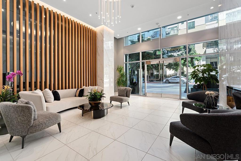 1262 Kettner Blvd 702