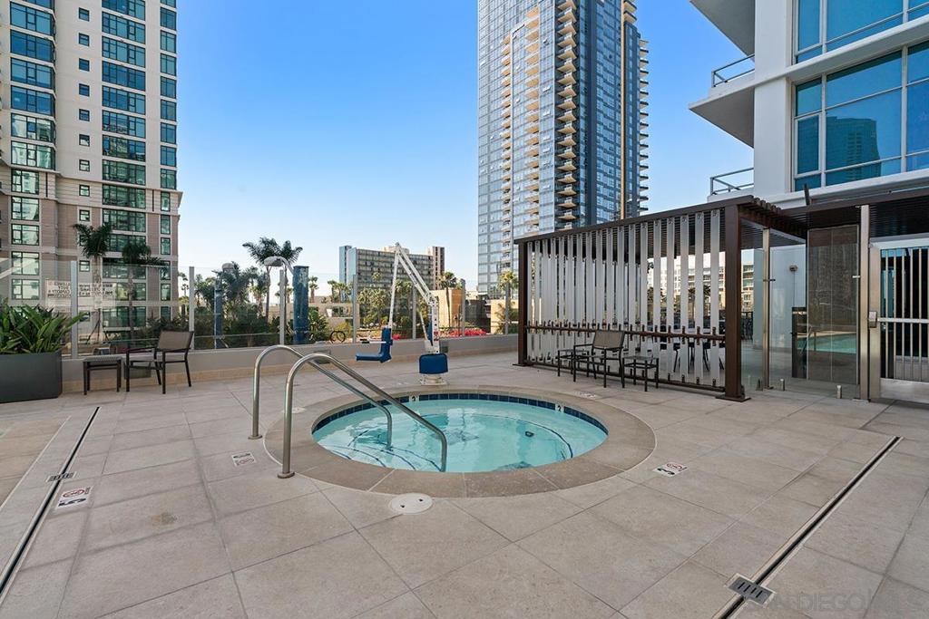 1262 Kettner Blvd 702