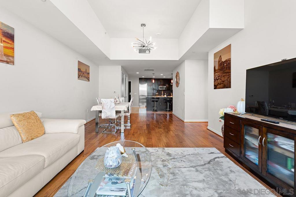 1262 Kettner Blvd 702