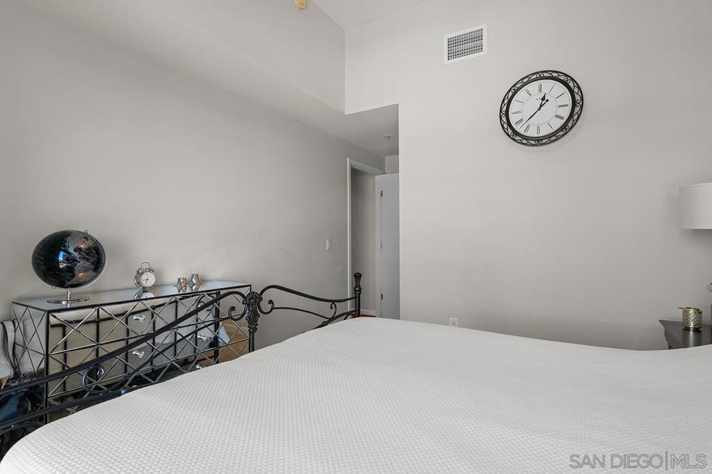 1262 Kettner Blvd 702