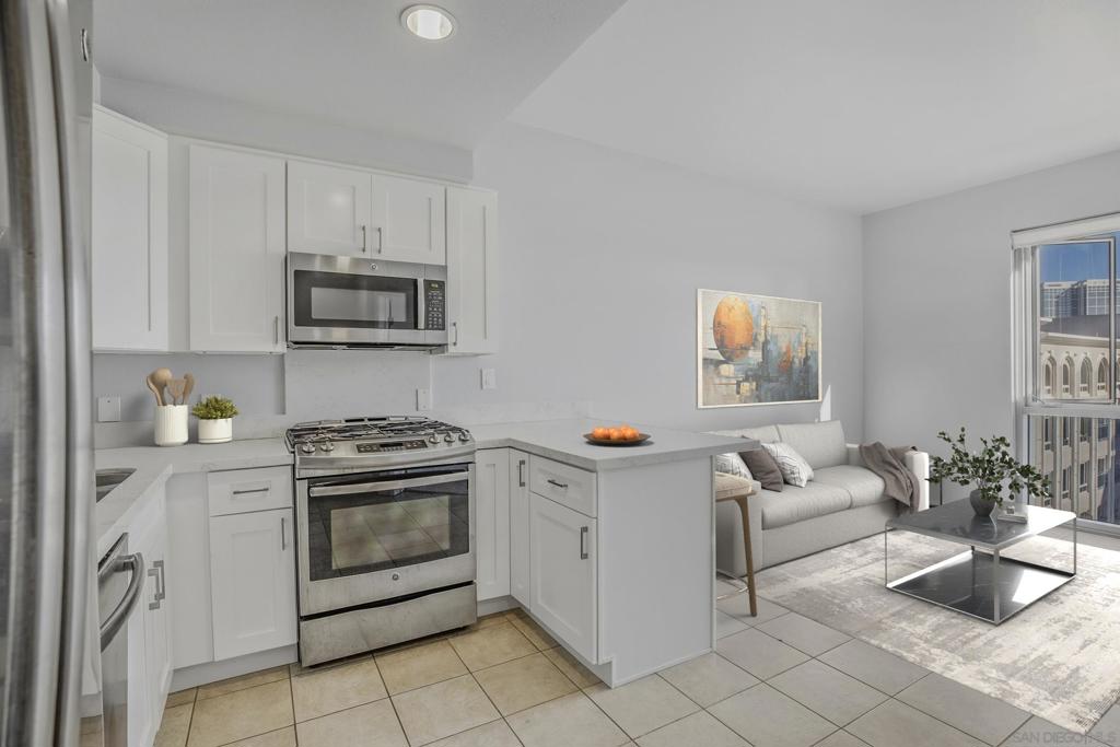 445 Island Ave 706