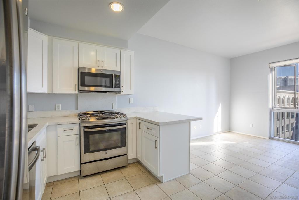 445 Island Ave 706