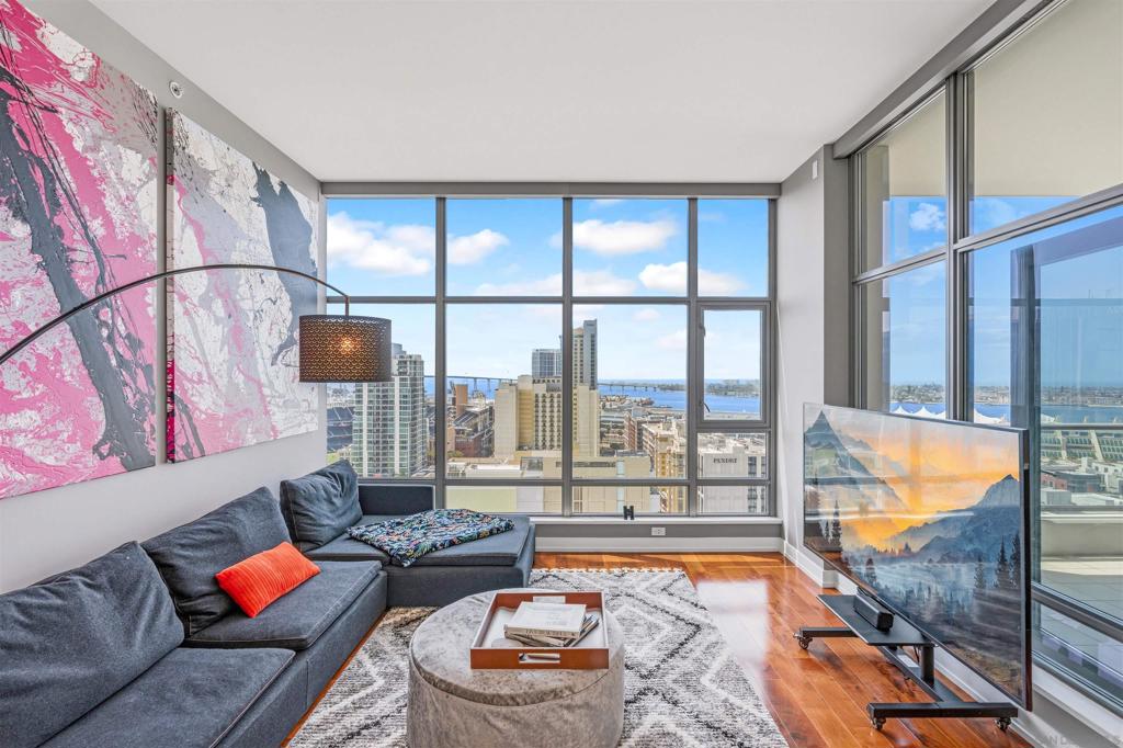 575 6th Ave 1805