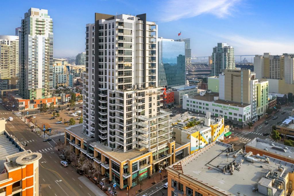 575 6th Ave 1805