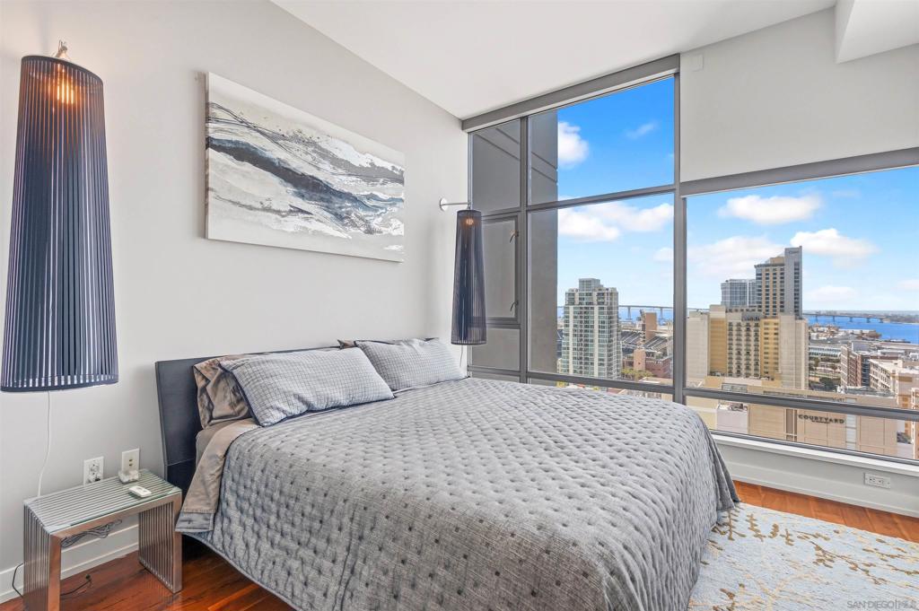 575 6th Ave 1805
