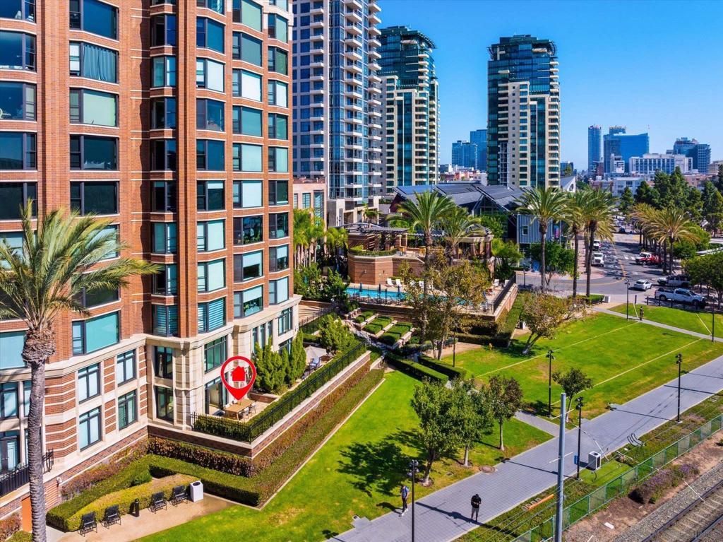 500 W Harbor Drive 136
