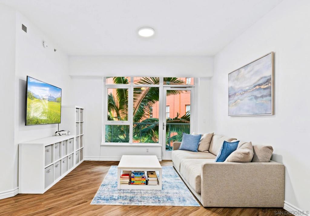 1431 Pacific Highway 519