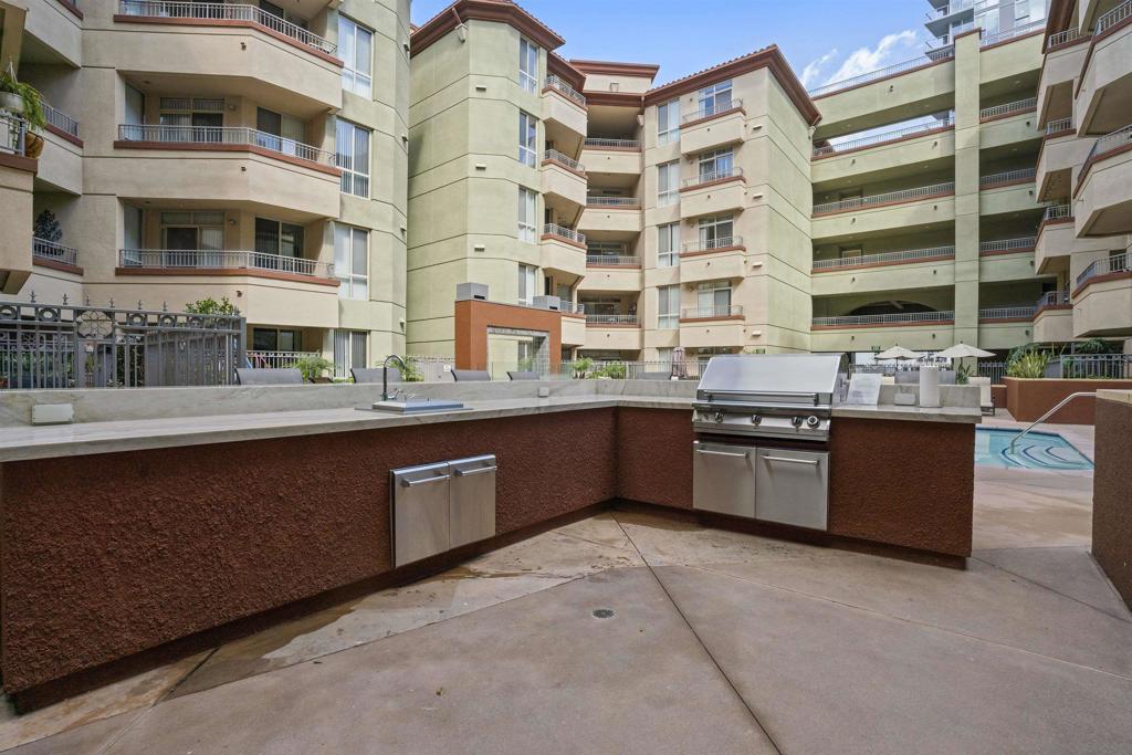 1501 Front St 633