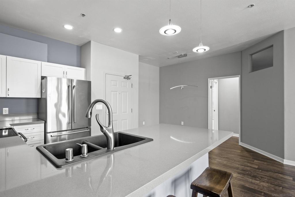 1501 Front St 633