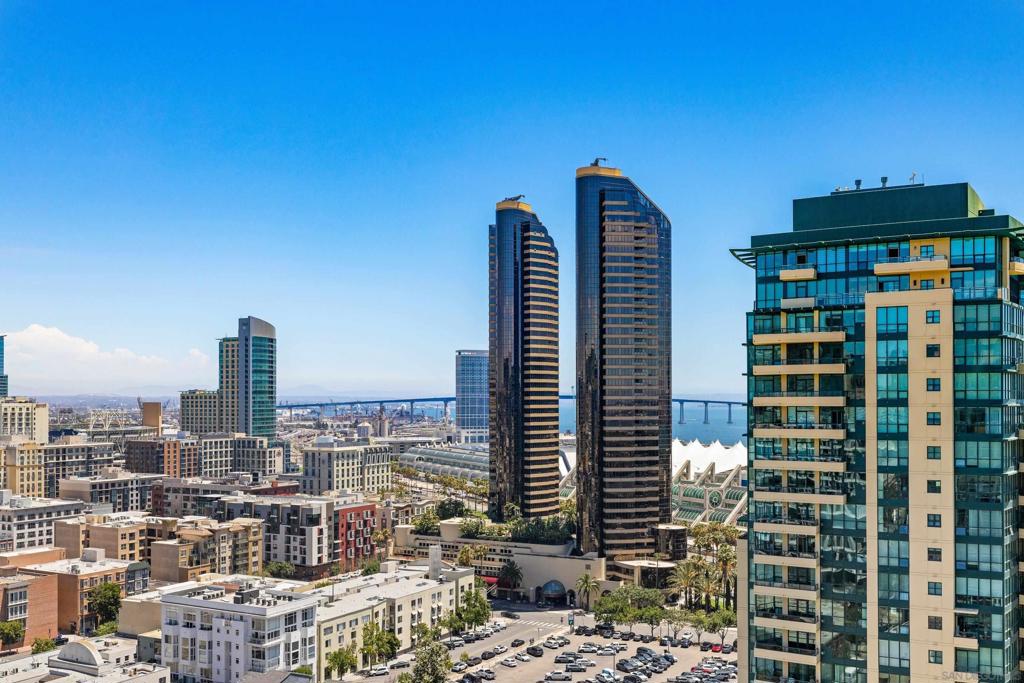 645 Front St 2008