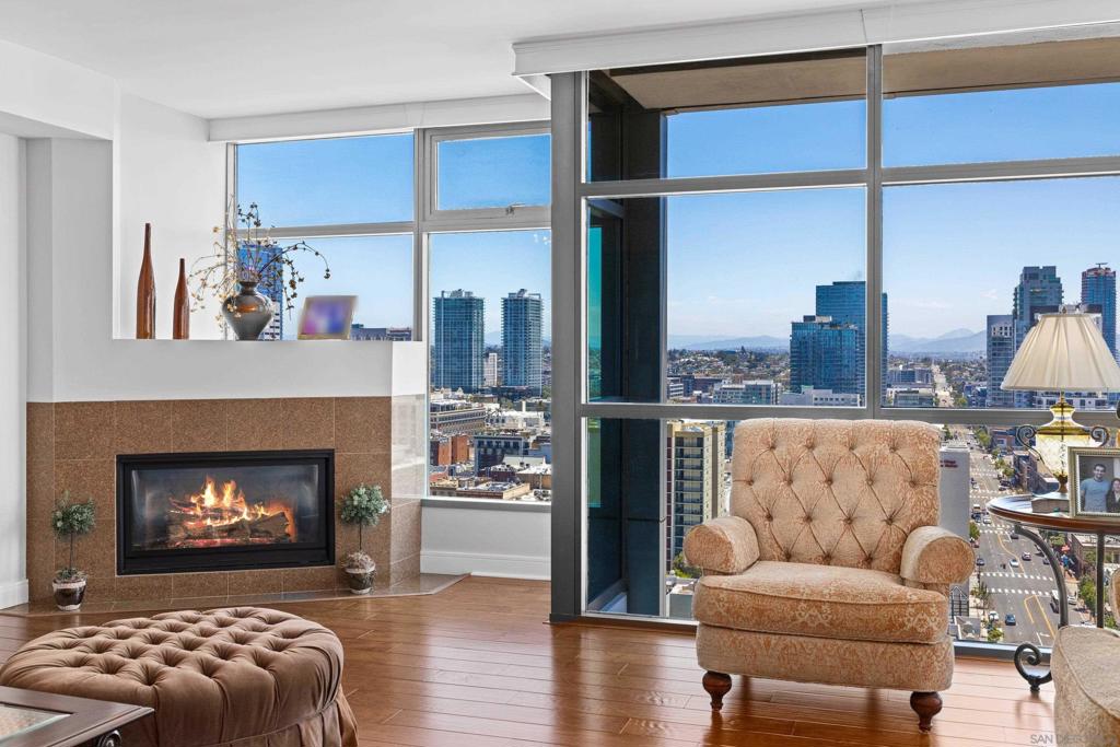 645 Front St 2008