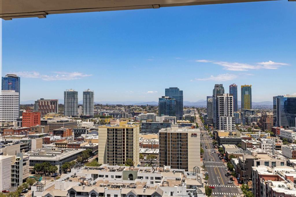 645 Front St 2008