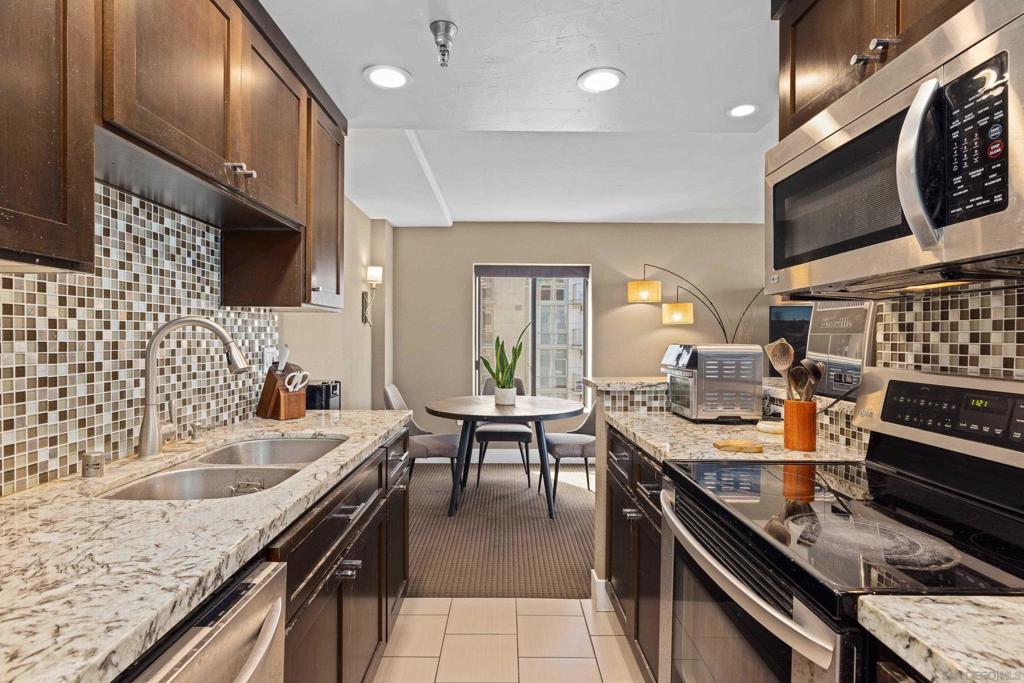 1333 8th Ave 705
