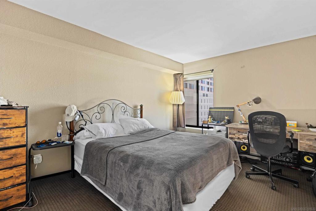 1333 8th Ave 705