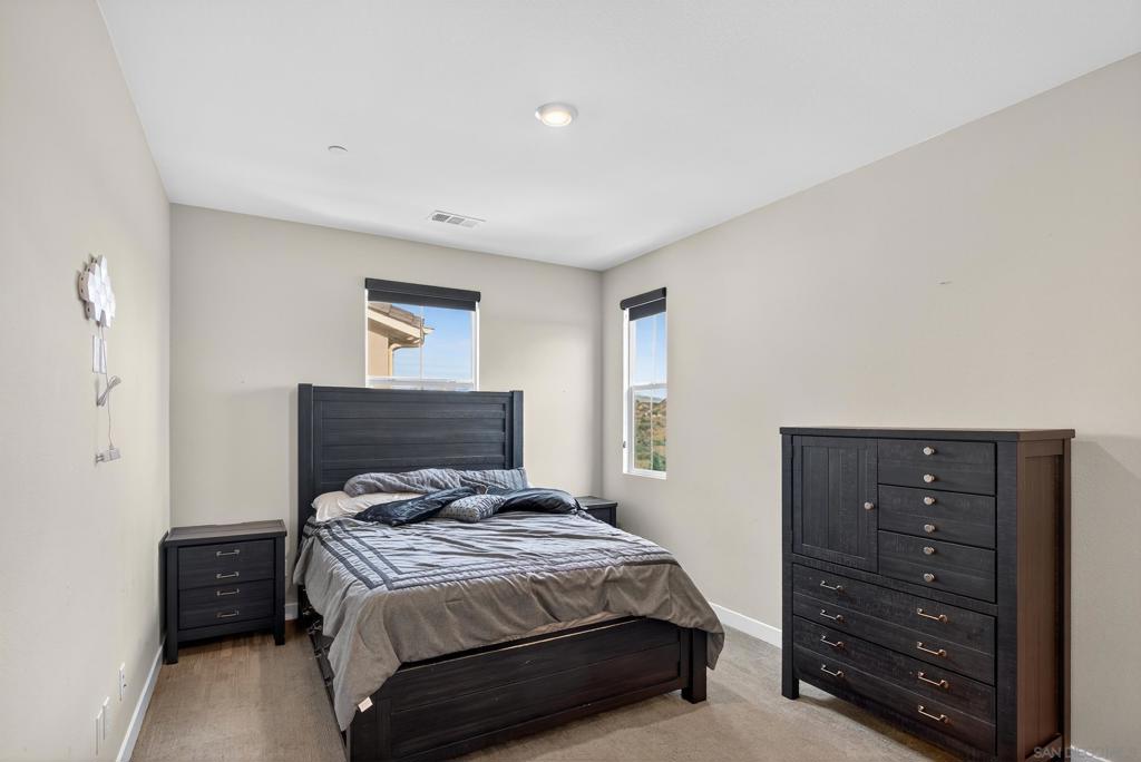 1733 Artemisia Ct