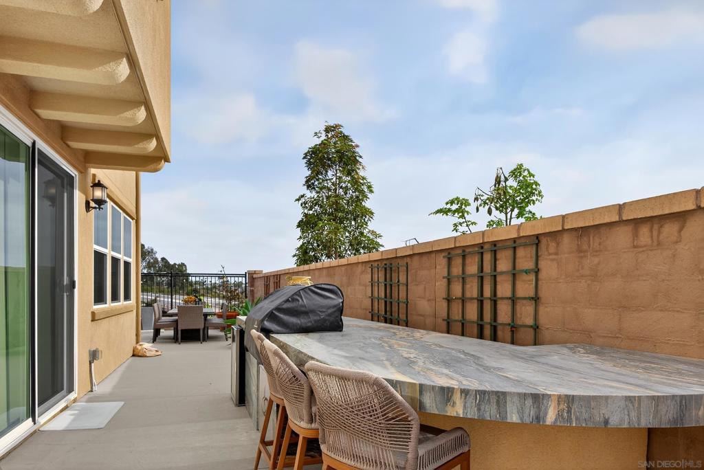 1733 Artemisia Ct
