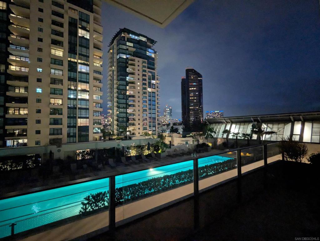 550 Front St 302