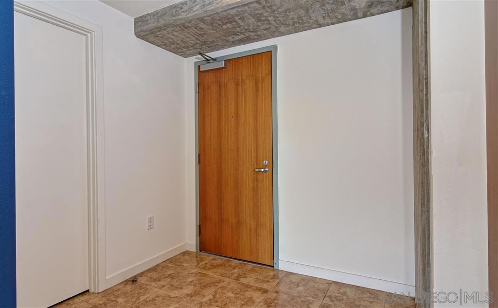 800 The Mark Ln 1807