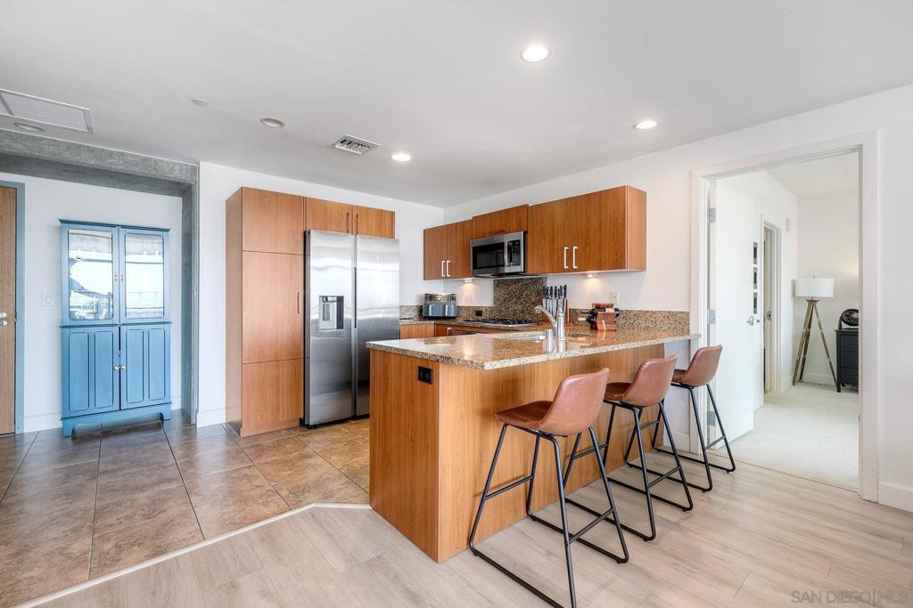 800 The Mark Ln 1807