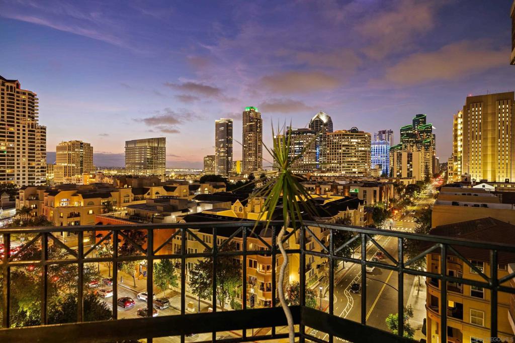 500 W Harbor Drive 1013