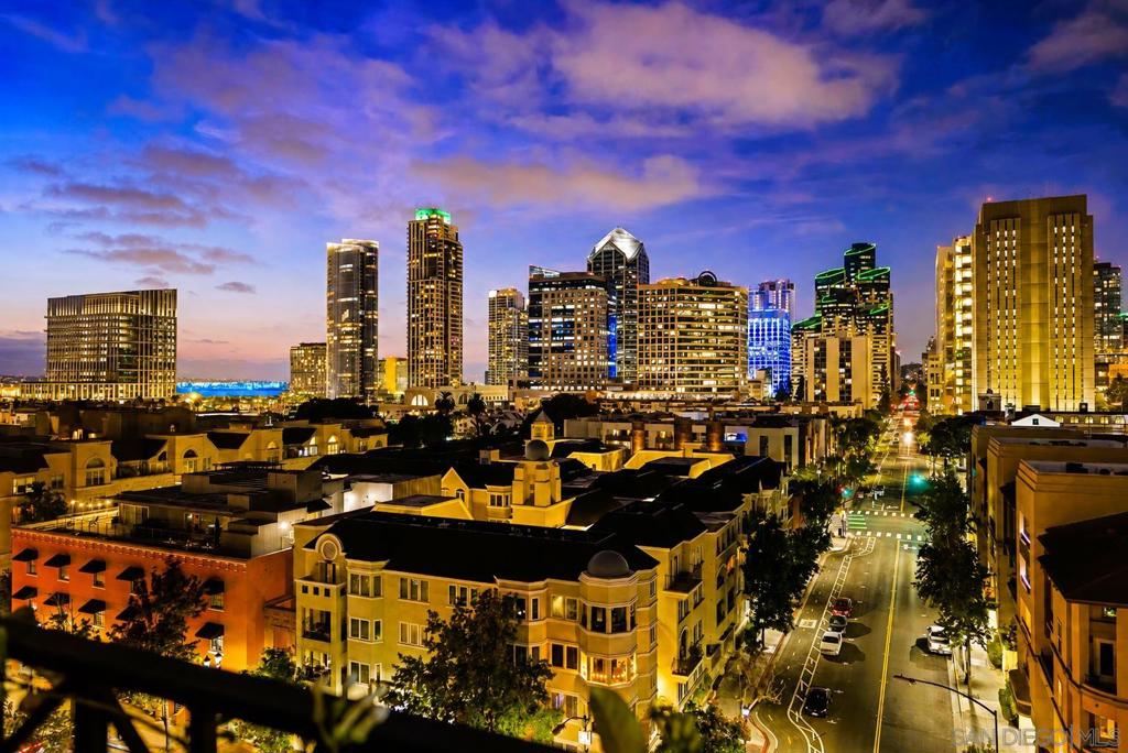 500 W Harbor Drive 1013