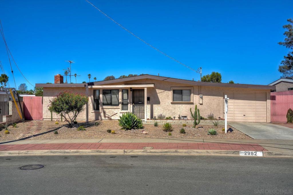 2982 Admiral Ave